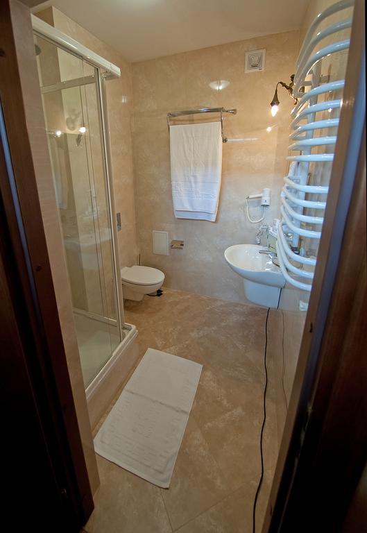 Deluxe Hotel Kupava 리비프 외부 사진