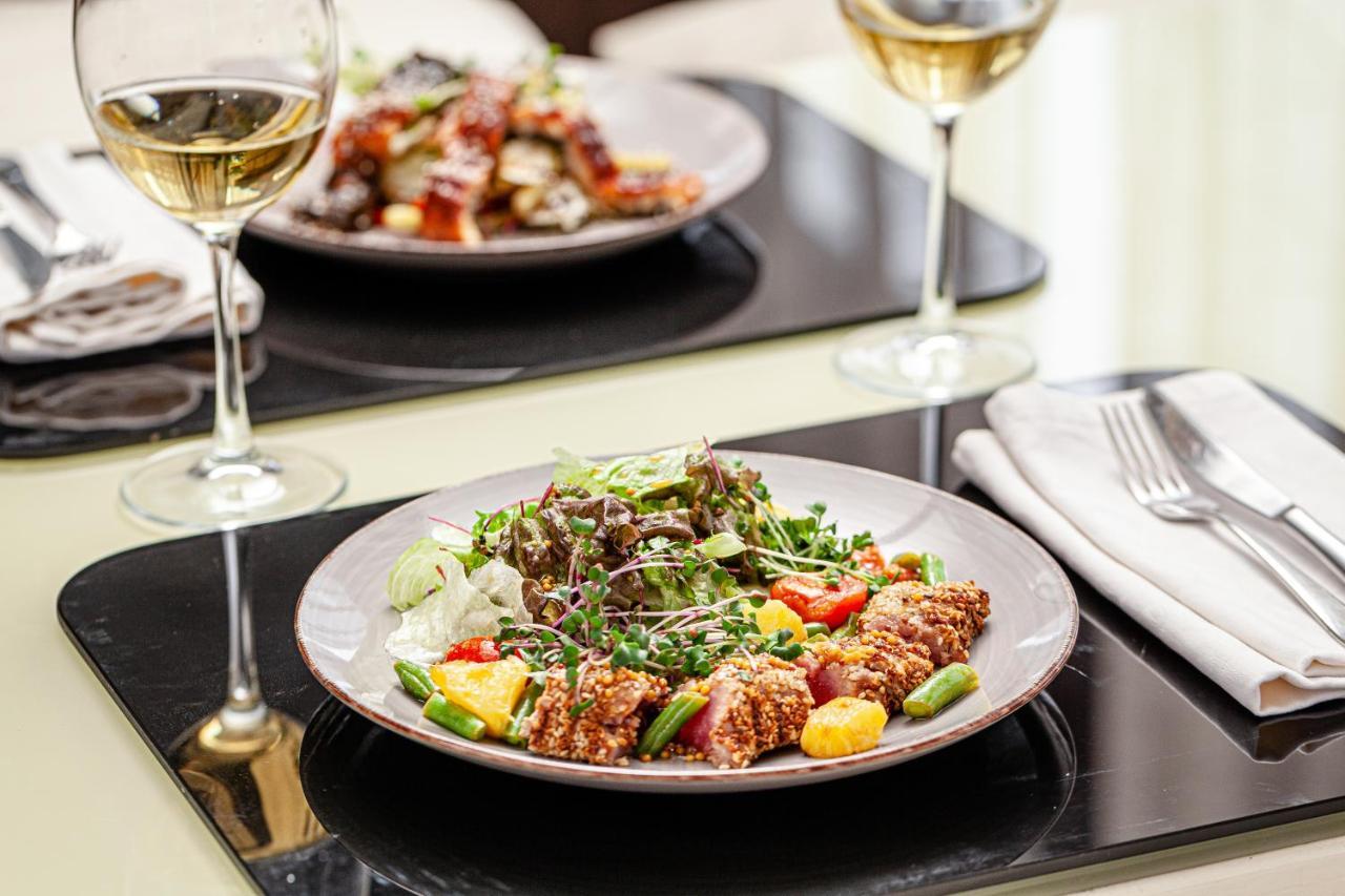 Deluxe Hotel Kupava 리비프 외부 사진